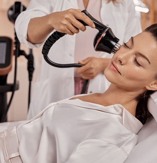 Tecnología triLift para lifting sin cirugía con resultados visibles